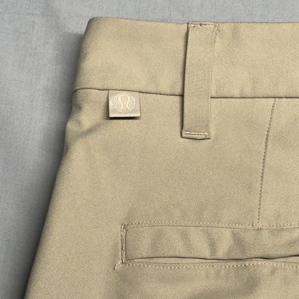 Lululemon Commission Pant Classic Tan Khaki Mens 34x30 Performance Chino - Picture 4 of 8